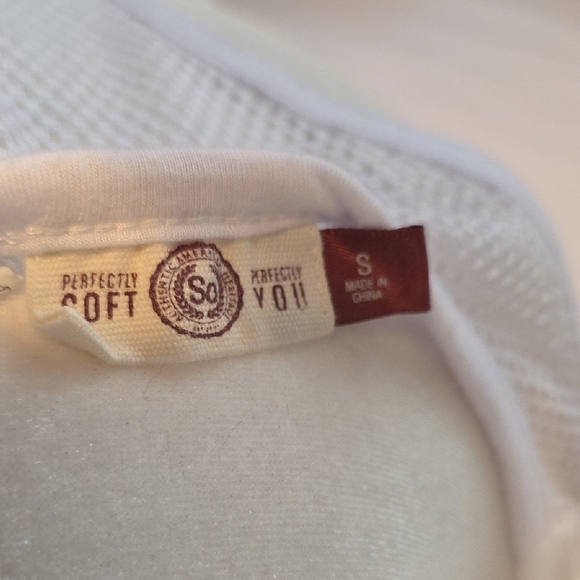 SO White Mesh Back Tank Top with Humor Message - Picture 2 of 3